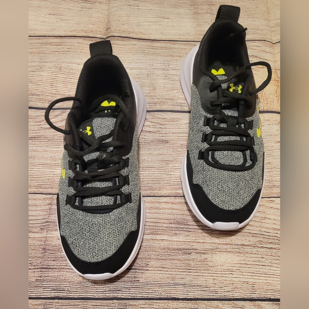 Boys Under Armour shoes
